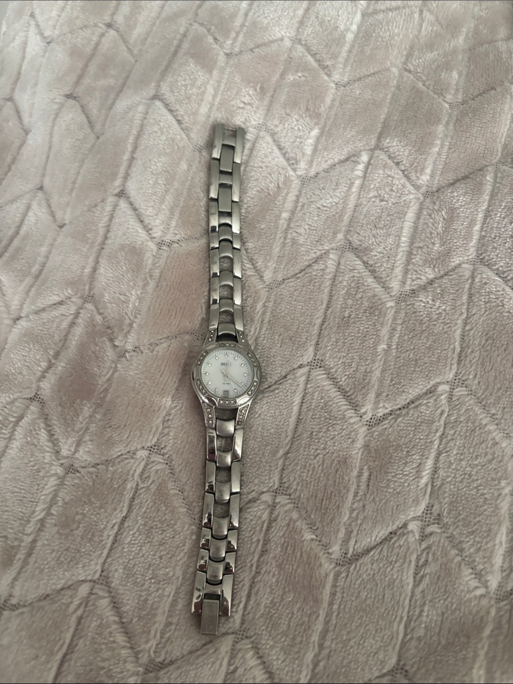 Relic Silver  Women's Link Bracelet Watch - Elegant Crystal Accents